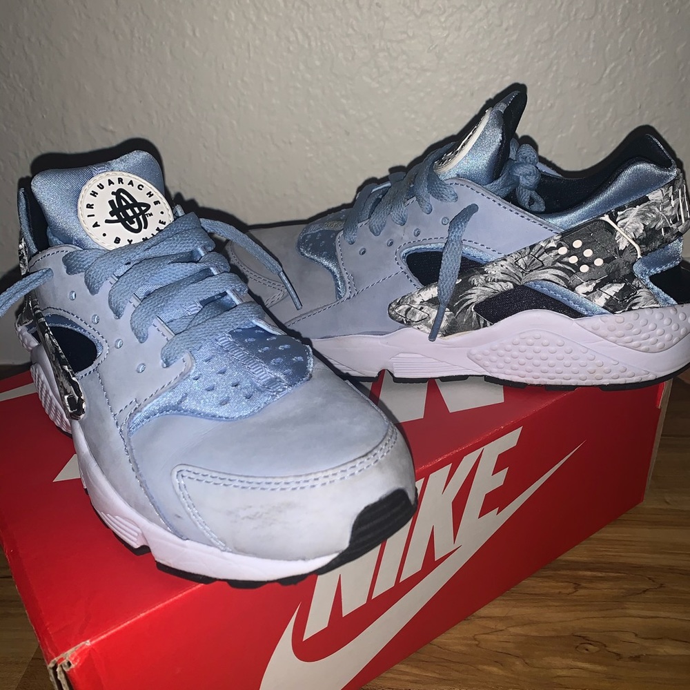 Light Blue Nike Air Huarache Air